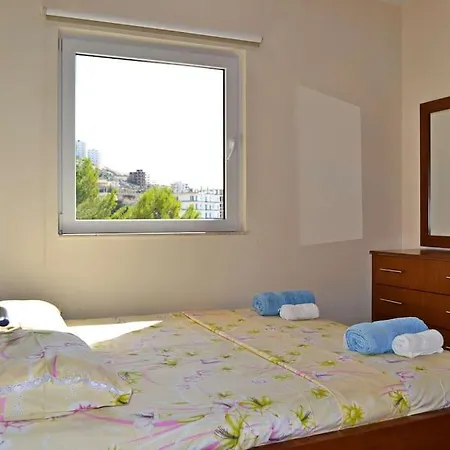 With Sea View Appartement Saranda